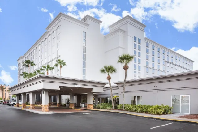 Billede av hotellet Holiday Inn & Suites Across From Universal Orlando, an IHG Hotel - nummer 1 af 97