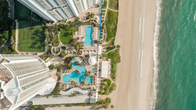Billede av hotellet Trump International Beach Resort - nummer 1 af 100