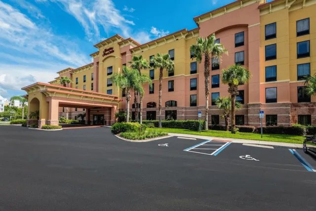 Billede av hotellet Hampton Inn & Suites Orlando-South Lake Buena Vista - nummer 1 af 48