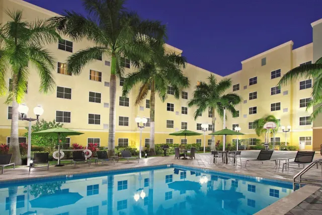 Billede av hotellet Homewood Suites by Hilton Miami Airport West - nummer 1 af 35