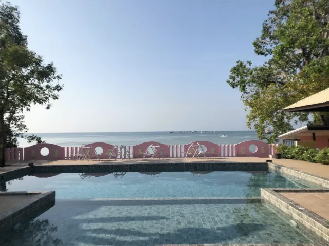 Billede av hotellet Anyavee Nam Mao Beach Resort - nummer 1 af 63