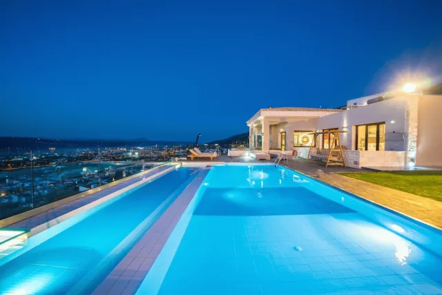 Billede av hotellet Villa Kedria with a panoramic ocean view - nummer 1 af 38