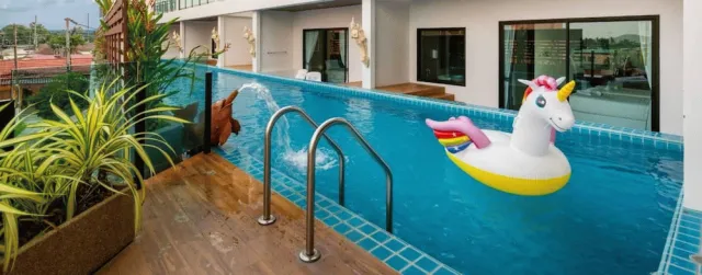 Billede av hotellet The Thames Pool Access Resort Sha+ By Zuzu - nummer 1 af 100