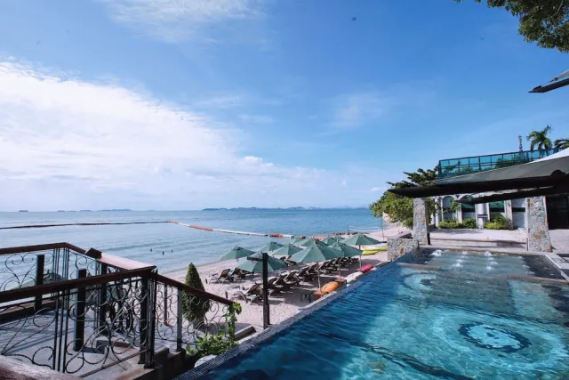 Billede av hotellet Pattaya Modus Beachfront Resort - nummer 1 af 66