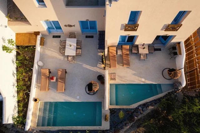 Billede av hotellet Pink Freud Villas Santorini - nummer 1 af 100