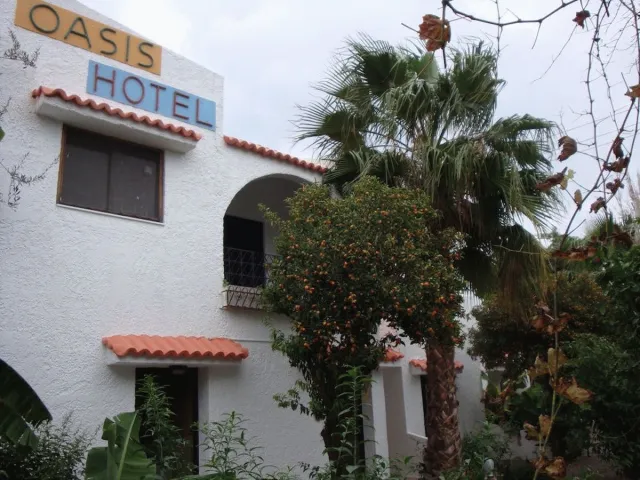Billede av hotellet Oasis Hotel Bungalows - nummer 1 af 10