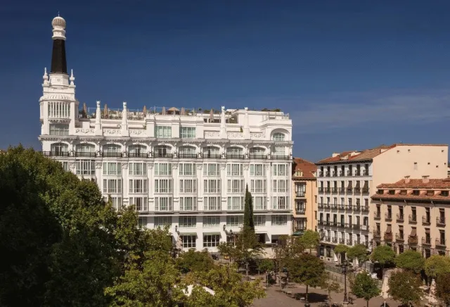 Billede av hotellet ME Madrid Reina Victoria - nummer 1 af 11