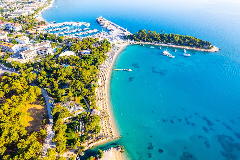 Moonlight Beach i Kemer på Antalyakysten