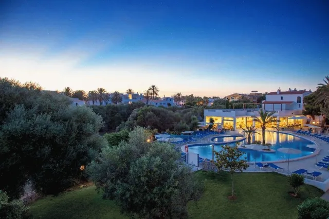 Billede av hotellet Aparthotel Vacances Menorca Caleta Playa - nummer 1 af 26