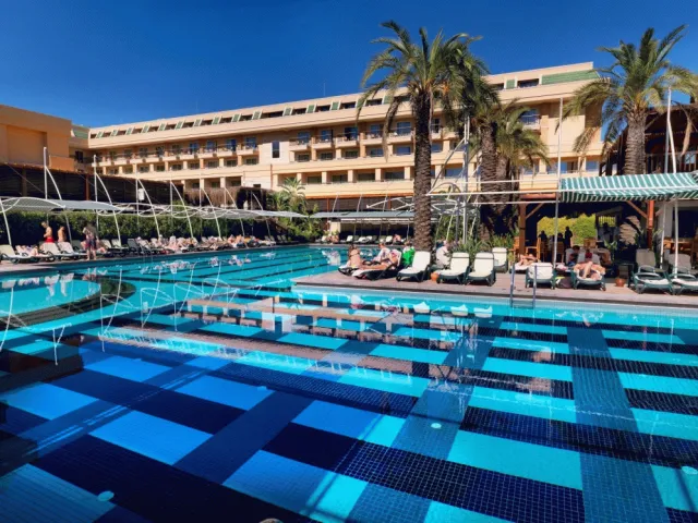 Billede av hotellet Crystal De Luxe Resort & Spa - nummer 1 af 38