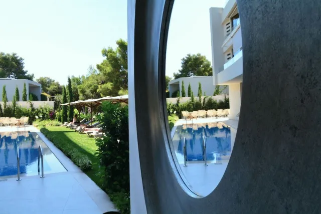 Billede av hotellet Somewhere Boutique Hotel Vouliagmeni - nummer 1 af 10