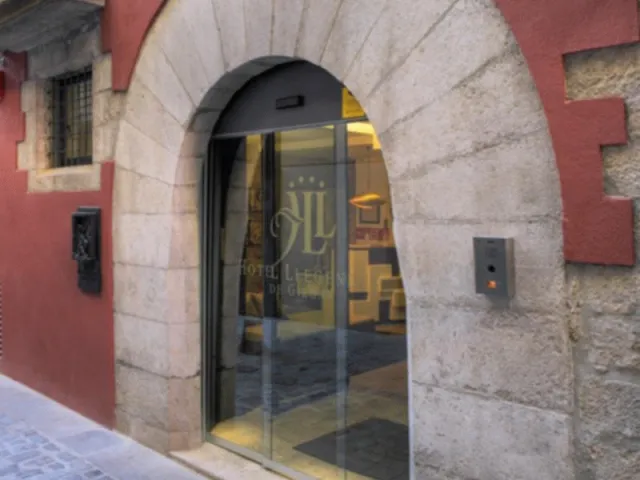 Billede av hotellet Llegendes de Girona Catedral hotel - nummer 1 af 100