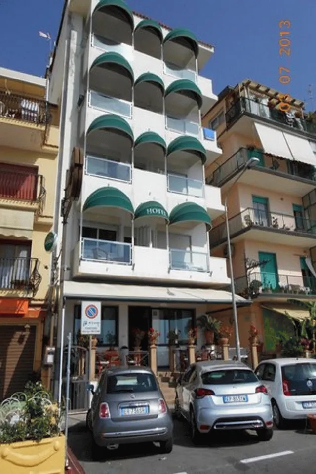 Billede av hotellet ApartHotel Tysandros - nummer 1 af 7