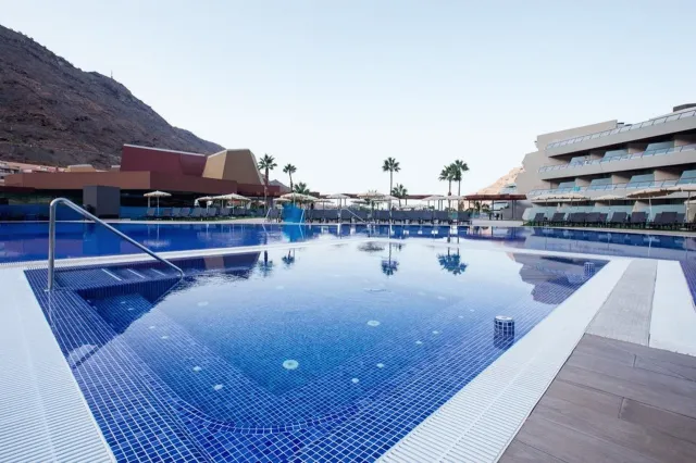 Billede av hotellet Radisson Blu Resort and Spa Gran Canaria Mogan - nummer 1 af 10