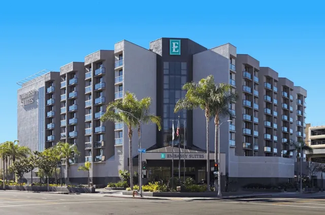 Billede av hotellet Embassy Suites by Hilton Los Angeles International Airport North - nummer 1 af 40