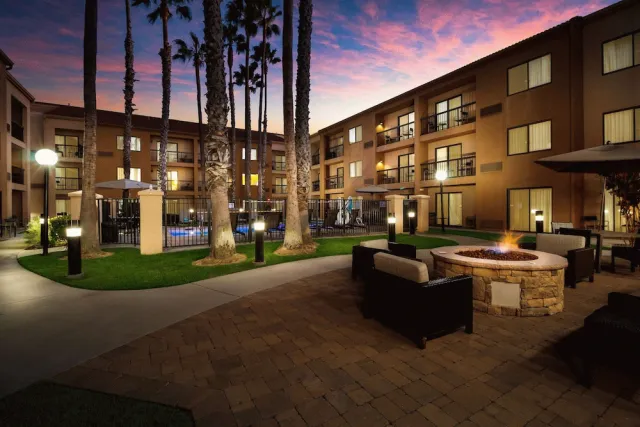 Billede av hotellet Sonesta Select Huntington Beach Fountain Valley - nummer 1 af 40