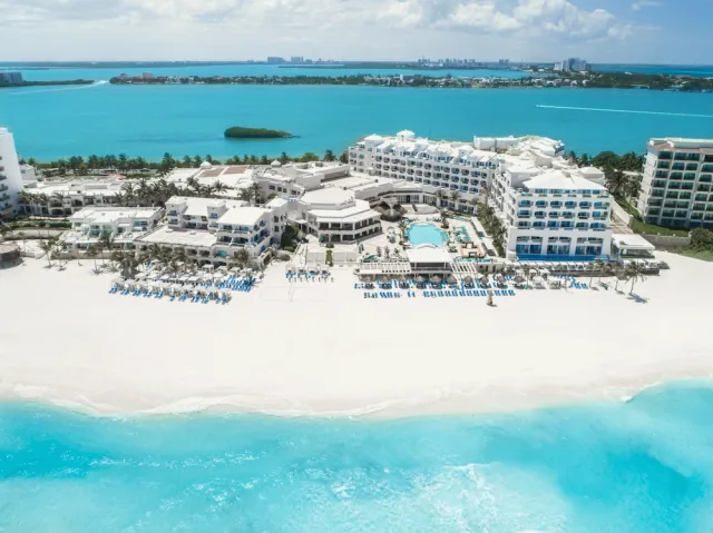 Billede av hotellet Wyndham Alltra Cancun Resort - nummer 1 af 100