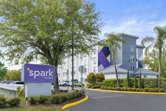 Billede av hotellet Spark by Hilton Orlando near SeaWorld - nummer 1 af 26