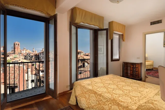 Billede av hotellet Torre dell'Orologio Suites - nummer 1 af 33