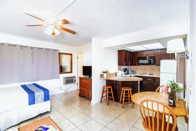 Billede av hotellet Emerald Seas Deerfield Beach Club - nummer 1 af 39