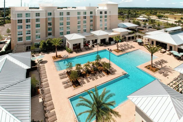 Billede av hotellet TownePlace Suites Orlando at FLAMINGO CROSSINGS® Town Center/Western Entrance - nummer 1 af 65
