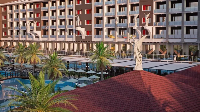 Billede av hotellet Laphetos Beach Resort & Spa - - nummer 1 af 57