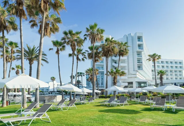 Billede av hotellet Leonardo Plaza Cypria Maris Beach Hotel & Spa - nummer 1 af 100