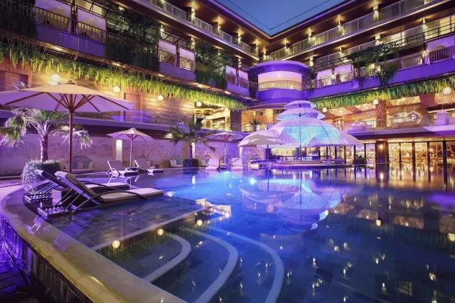 Billede av hotellet The Crystal Luxury Bay Resort Nusa Dua - nummer 1 af 78
