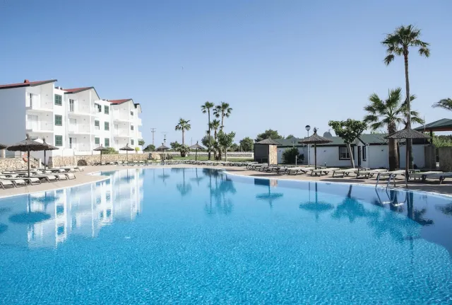 Billede av hotellet Pierre & Vacances Menorca Cala Blanes - nummer 1 af 47