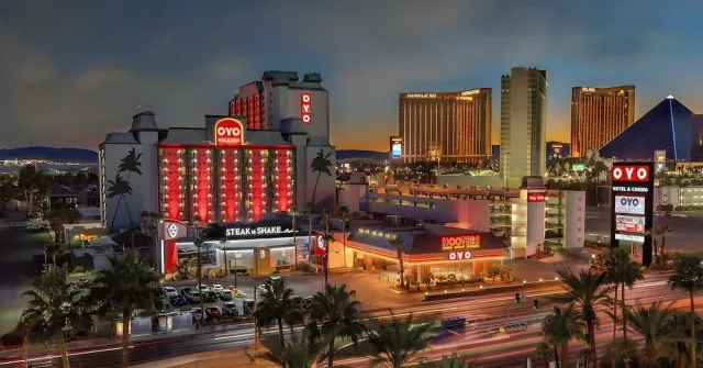 Billede av hotellet OYO Hotel and Casino Las Vegas - nummer 1 af 49