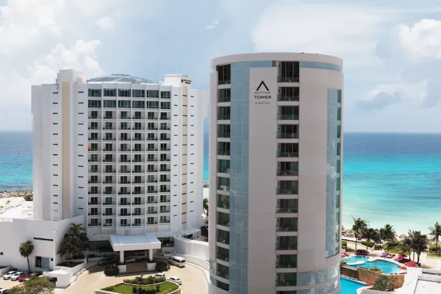 Billede av hotellet Altitude at Krystal Grand Cancun - - nummer 1 af 62