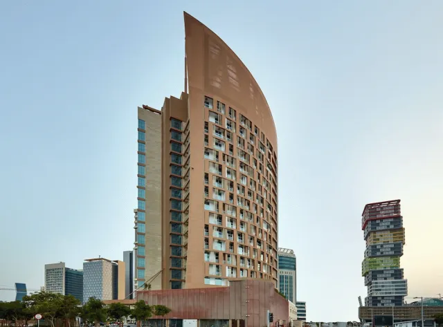 Billede av hotellet Staybridge Suites Doha Lusail, an IHG Hotel - nummer 1 af 41