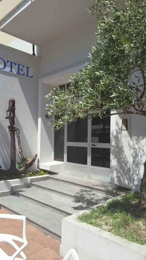 Billede av hotellet Hotel L'Ancora - nummer 1 af 72