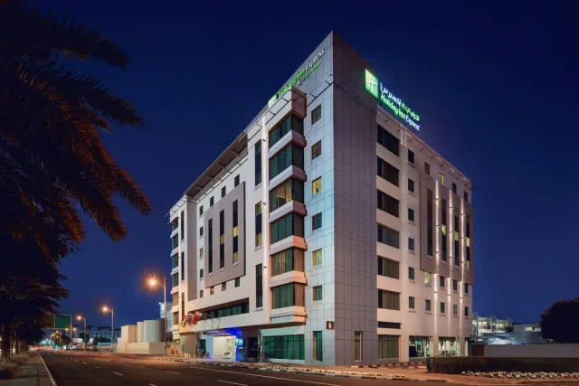 Billede av hotellet Holiday Inn Express Dubai Jumeirah, an IHG Hotel - nummer 1 af 37