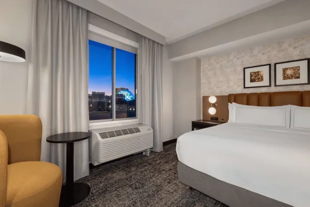 Billede av hotellet DoubleTree by Hilton Las Vegas East Flamingo - nummer 1 af 36