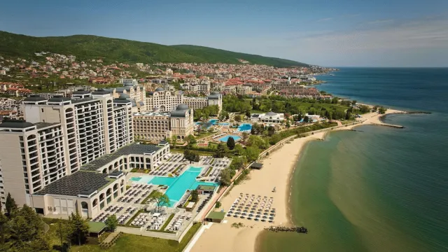 Billede av hotellet Secrets Sunny Beach Resort & Spa - Premium - Adults Only - nummer 1 af 100