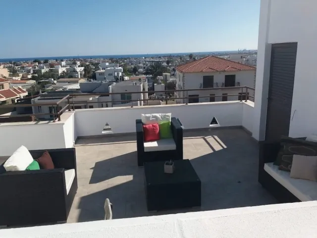 Billede av hotellet Beautiful and Modern Apartment in Oroklini, Cyprus - nummer 1 af 28