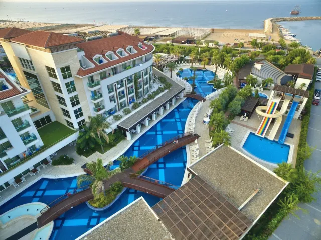 Billede av hotellet Sunis Evren Beach Resort Hotel & Spa - - nummer 1 af 42