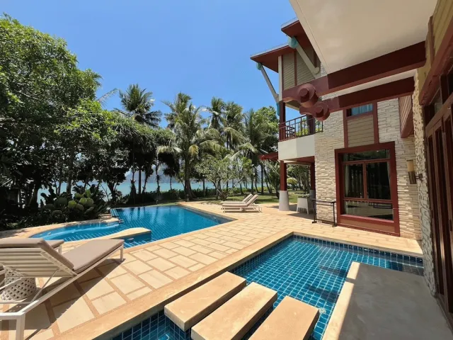Billede av hotellet Amatapura Beach Villa 1 - nummer 1 af 31