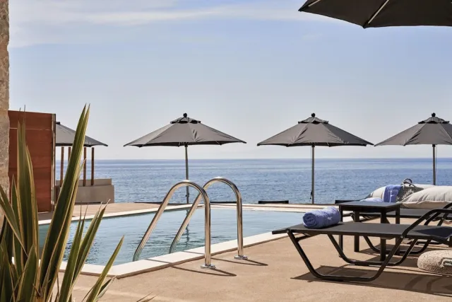 Billede av hotellet Beachfront Alassa Villas w Private Pools Complex - nummer 1 af 31