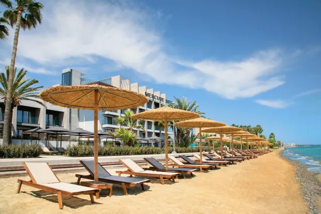 Billede av hotellet Mercure Larnaca Beach Resort - nummer 1 af 38