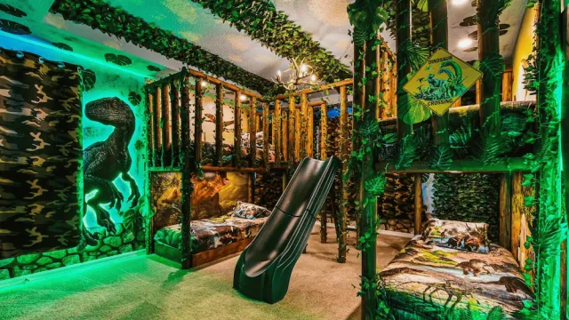Billede av hotellet Solara Resort 7br Jurassic World Pool Spa Villa By Disney 8915 - nummer 1 af 69
