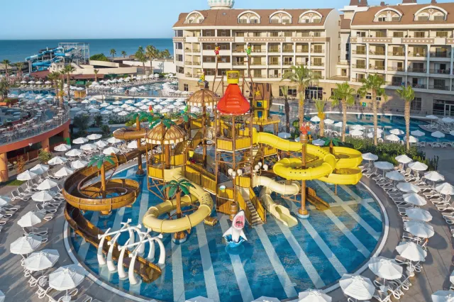 Billede av hotellet Kirman Belazur Resort & Spa - nummer 1 af 34