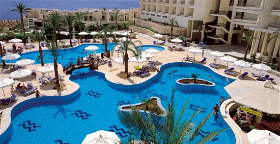 Billede av hotellet DoubleTree by Hilton Sharks Bay - nummer 1 af 19