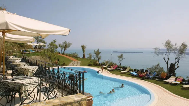 Billede av hotellet Domina Borgo degli Ulivi Lake Garda - nummer 1 af 10