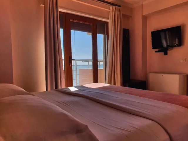 Billede av hotellet Hotel Nais Beach - nummer 1 af 10