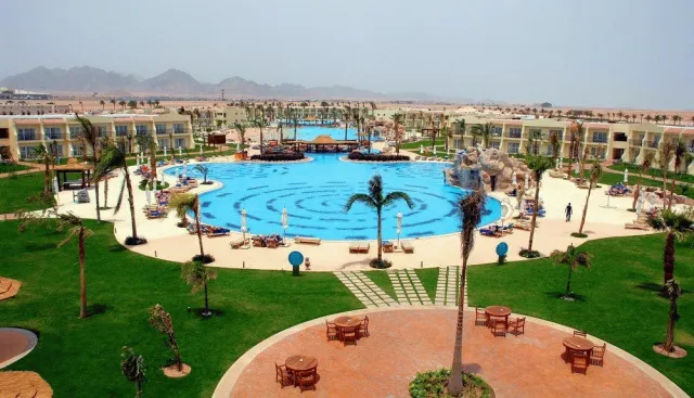 Billede av hotellet DoubleTree by Hilton Sharm el Sheikh - Sharks Bay Resort - nummer 1 af 19