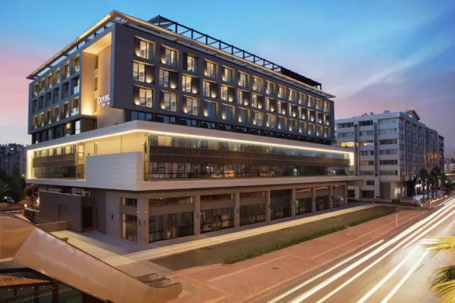 Billede av hotellet DoubleTree by Hilton Antalya City Centre - nummer 1 af 20