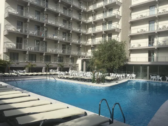 Billede av hotellet Hotel Los Álamos Benidorm - nummer 1 af 21