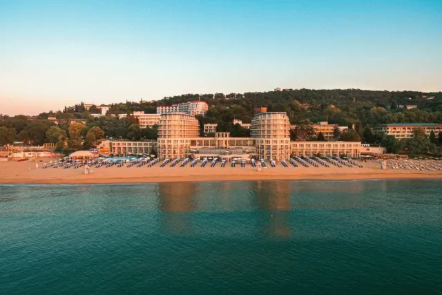 Billede av hotellet Azalia Beach Hotel Balneo & SPA - nummer 1 af 12